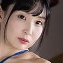 마나카 스즈네