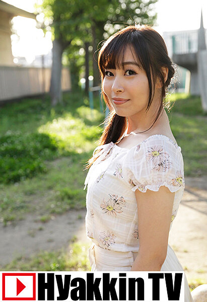 温泉旅行で生徒とHするヤリマン女教師~露天風呂~ 小川桃果