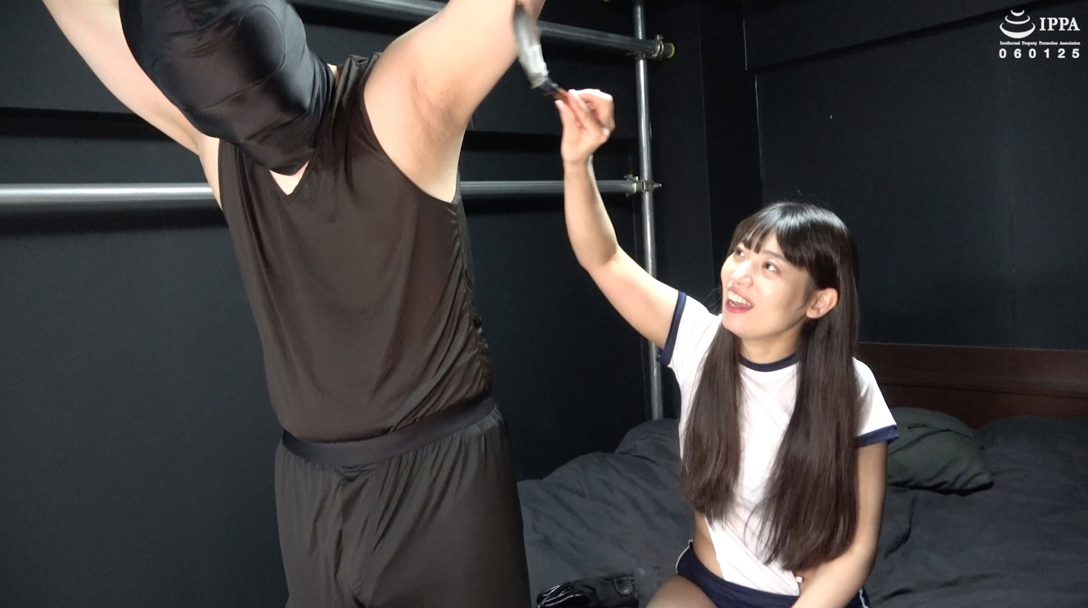 「【F/Mくすぐり】バンザイ拘束で無抵抗なM男をイジワルにくすぐるさららちゃん!」わかしラボVol.035- 7 宇流木さらら
