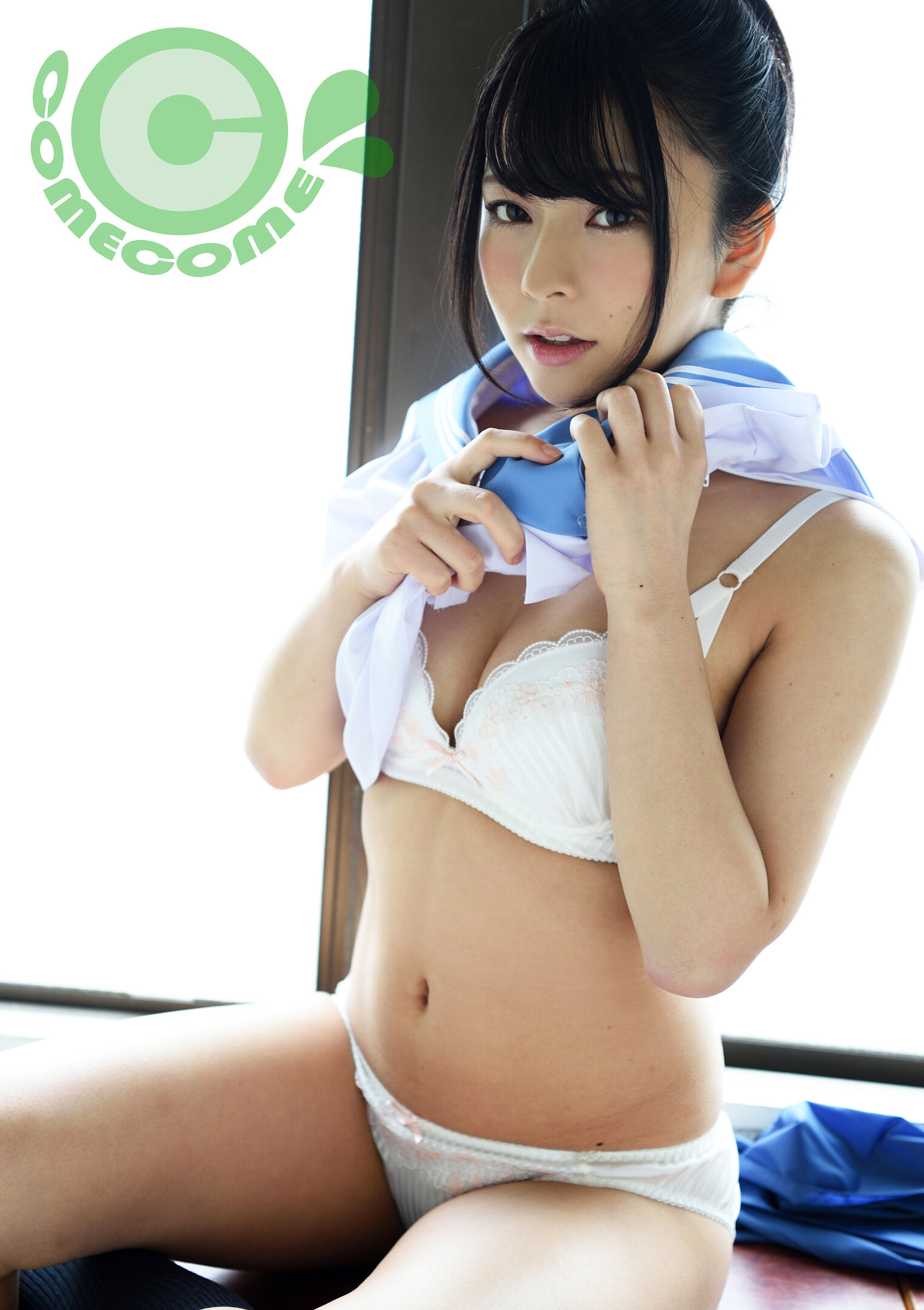 保健室のベッドでポニーテールの女子校生とせっくすしてしまいましたぁ～！！ 岬あずさ